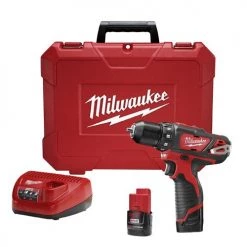 Milwaukee M12 3/8 In. Drill/Driver Kit