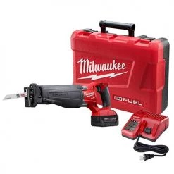 Milwaukee M18 FUEL SAWZALL Reciprocating Saw Kit