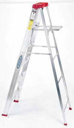 Werner 6 Ft. Aluminum Step Ladder Type II